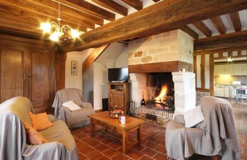 Crouttes Casa | Maison de caractère à Crouttes avec cheminée, animaux acceptés et WiFi - FR-1-497-19