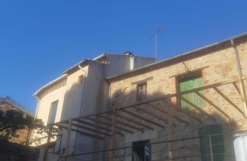 Gabian Casa | Maison de caractère chaleureuse avec grand jardin