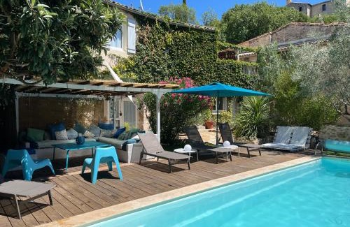 Teyran Casa | Maison de caractère pour vacances ou travail "Chez Gaëlle"