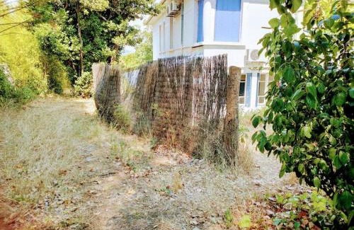 Le Pradet Apartamento | Maison de charme à 200 bord de mer, terrasse, jardin- Lesclesdenicole