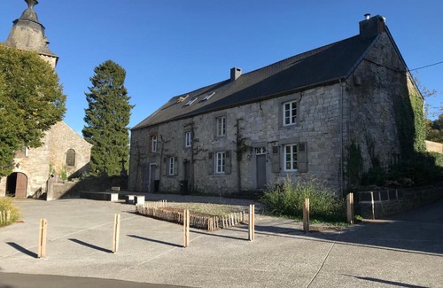 Crupet Cama Y Desayuno | Maison de charme à Crupet et le gîte la suite