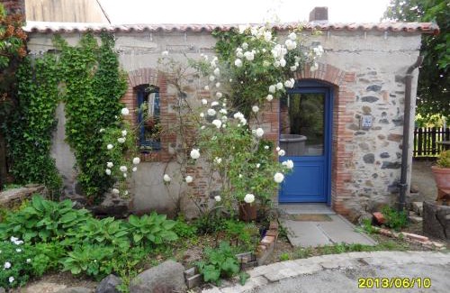 Mouzillon Casa | Maison de charme à Mouzillon - Jardin et terrasse accueillante