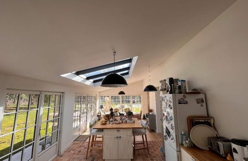 Raizeux Casa | Maison de Charme, Avec Piscine Chauffée et Tennis, à 1h de Paris