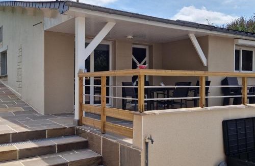 La Fleche Casa | Maison de charme en bord du Loir, 6-8 pers, proche Zoo de La Flèche, piscine à venir, parking inclus - FR-1-410-429