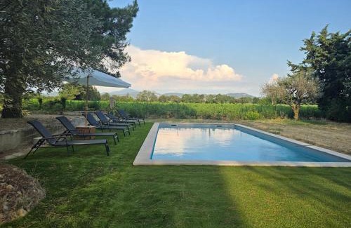 Travaillan Villa | Maison de charme Piscine & grand jardin