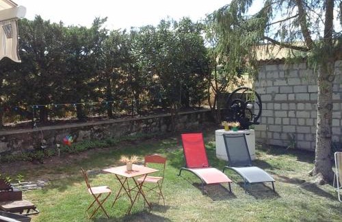 Taxat-Senat Casa | Maison de ferme rénovée avec jardin à Taxat-Senat - FR-1-489-363