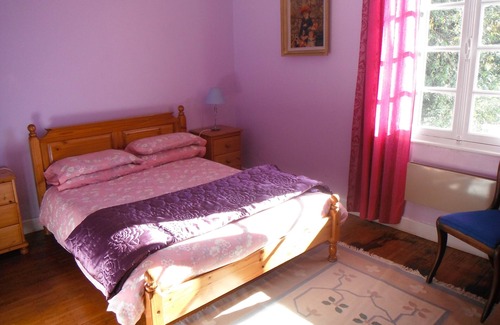 Saint-Bonnet-Troncais Apartamento | Maison de L`ETANG en el corazón del gran bosque de robles de Troncais. Allier