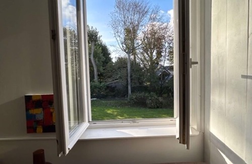Saint-Pierre-en-Port Casa | Maison de Maître, Jardin Chatoyant, Village Toutes Commodités au Bord de la mer