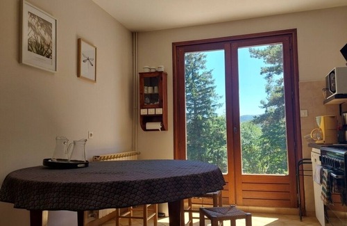 Chalmazel-Jeansagniere Casa | Casa-Familiar-Baño con bañera-Vista a la Montana