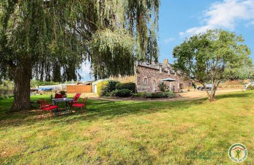 Plenee-Jugon Casa | Maison de la ville-j