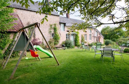 Menessaire Casa | Maison de vacances Les Mésanges, à Ménessaire