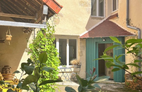 La Chatre Casa | Maison des Chevilles