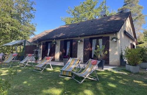 Marcillac-la-Croisille Casa | Maison Du Lac
