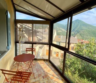 Veynes Apartamento | Maison du Rocher Veynes - 2 à 4 personnes - Draps et Serviettes fournies