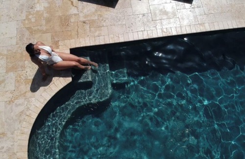 Wellington Casa | Maison Du Sud - Oasis tropical de lujo con hermosa piscina y jardín