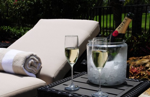 Wellington Casa | Maison Du Sud - Oasis tropical de lujo con hermosa piscina y jardín