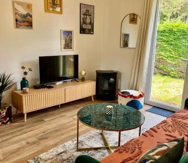 Etretat Casa | Maison Evasion Voyage parking et jardin by Art de Voyager