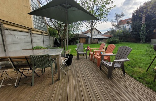 Neuilly-Plaisance Casa | Maison Familiale Grand Jardin,8 Couchages Proche Paris/disney. Animaux Acceptés
