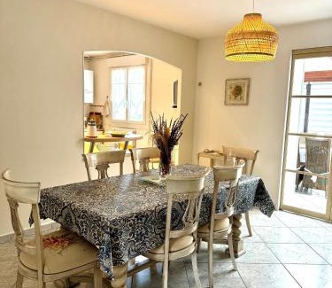 Saint-Quay-Perros Casa | Maison familiale - Côte de Granit Rose