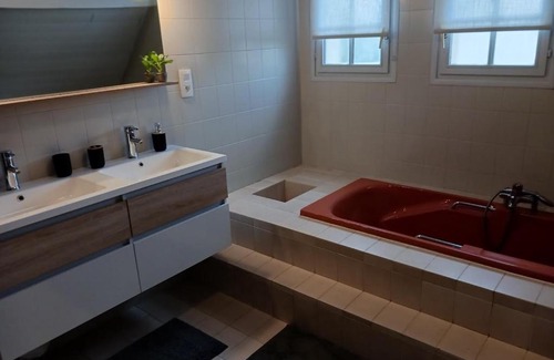 Nay Casa | Maison familiale avec piscine