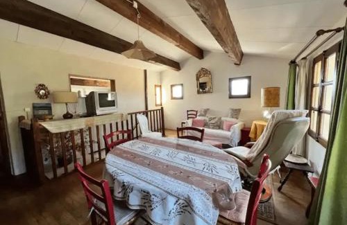 Ardailles Casa | Maison charmante à Val-d'Aigoual avec jardin