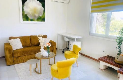 La Londe-les-Maures Villa | Maison indépendante 52 m2, clim, wifi et jardin