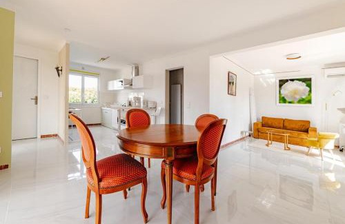La Londe-les-Maures Villa | Maison indépendante 52 m2, clim, wifi et jardin