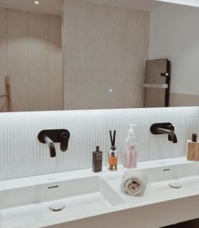 Autun Apartamento | Maison Lùisa - Refuge d'Exception au cœur d'Autun