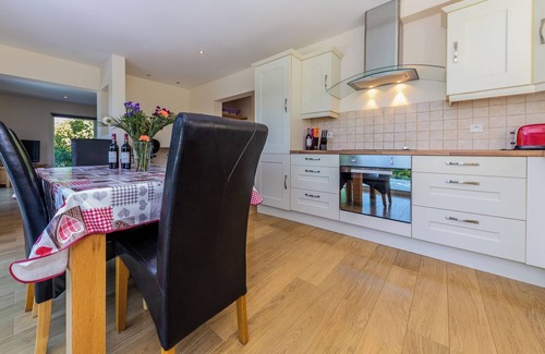 Les Molieres-Sud Casa | Bonita casa de vacaciones en una hermosa ubicación, a poca distancia del centro.