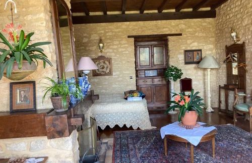 Mouzay Cama Y Desayuno | Maison Les Beaux Arts