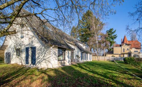 Charleville-Mezieres Apartamento | Maison les deux cèdres, 6ch, vue sublime & jardin - propriété partagée