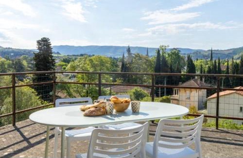 Limoux Casa | Maison lumineuse avec terrasse vue & parking au cœur de Limoux