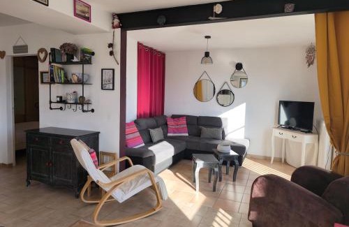 Limoux Casa | Maison lumineuse avec terrasse vue & parking au cœur de Limoux