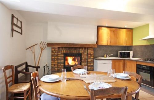 Tinchebray-Bocage Casa | Maison Normande Ancienne avec Jardin et Animaux Acceptés - FR-1-497-141