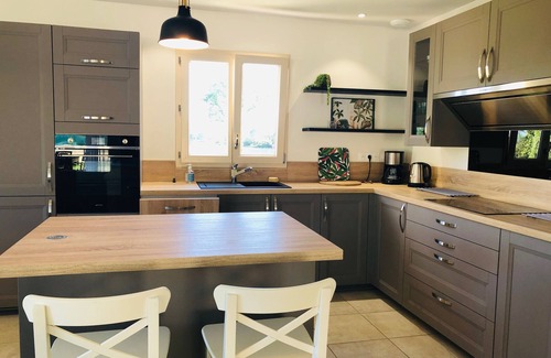 Sarlat-la-Caneda Casa | Maison Périgourdine, Climatisée, Adaptée Handicapés, Avec Piscine Chauffée