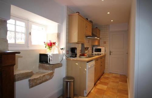 Tourtoirac Casa | Maison Périgourdine Authentique avec Cheminée, Jardin, Cuisine d'Été et Visite de Truffière - FR-1-616-239