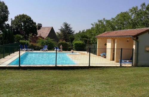 Daglan Casa | Maison périgourdine avec piscine, cheminée, Wifi, parking, animaux admis - FR-1-616-75