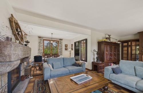 Louannec Casa | Maison pour 10 avec grand jardin à 250m de la mer