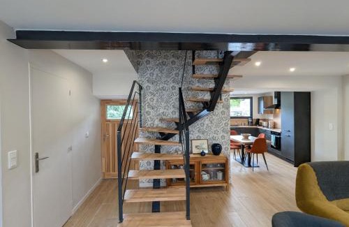 Polignac Casa | Maison rénovée avec terrasse et balcon à Polignac - FR-1-582-539