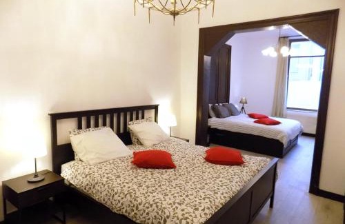 Gosselies Apartamento | Maison Roosevelt - Charleroi Airport - Ideal Families