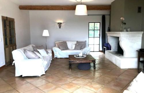 Pougnadoresse Casa | Maison Roquebeauresse - Piscine privée