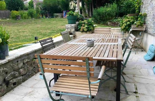 Vienne-en-Arthies Casa | Maison spacieuse près de Vienne-en-Arthies avec jardin