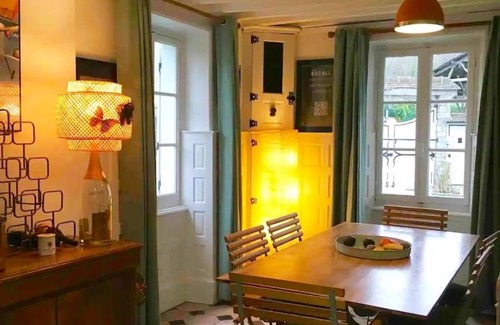 Vienne-en-Arthies Casa | Maison spacieuse près de Vienne-en-Arthies avec jardin