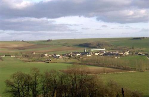 Meligny-le-Grand Casa | Maison spacieuse et confortable avec terrasse et jardin, idéale pour famille ou entreprise - FR-1-585-29