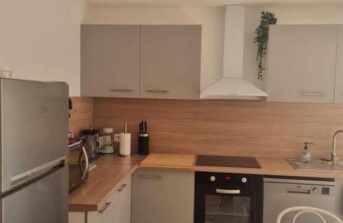 Saint-Seurin-sur-l'Isle Casa | Maison style "Bohême" parfaite entre Collègues ou Famille - Jusqu'à 9 personnes -