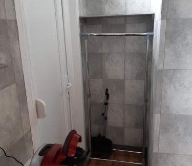 Sedan Apartamento | MAISON Studio SEDAN Meublé 14M2 INDEPENDANT