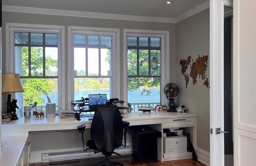 Beloeil Casa | Maison sur le Bord de L'eau et vue sur la Montagne St-hilaire