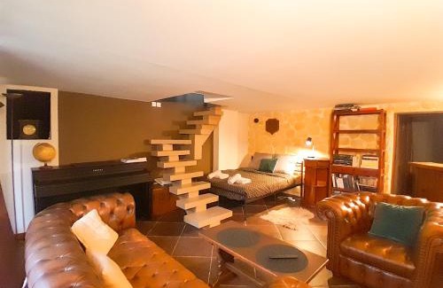 Houilles Casa | Maison T3 cosy, jardin, bureau & parking privé