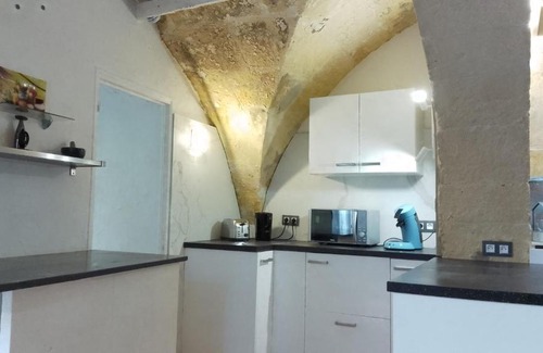 Fontvieille Casa | Maison Troglodyte en Provence