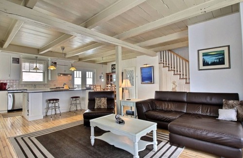 Cap-a-l'Aigle Casa | Maison victoria Inn